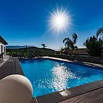 Afa, Proche D Ajaccio, Magnifique 4 Pers Avec Piscine Privee Et Vue Montagne *
