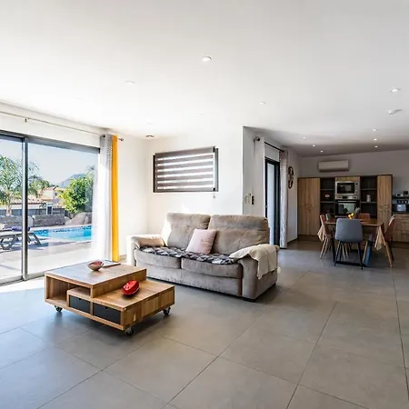 Villa Afa, Proche D Ajaccio, Magnifique 4 Pers Avec Piscine Privée Et Vue Montagne