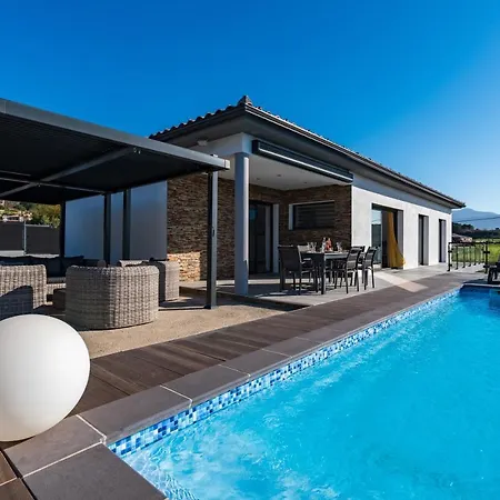 빌라 Afa, Proche D Ajaccio, Magnifique 4 Pers Avec Piscine Privee Et Vue Montagne Afa