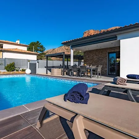 ヴィラ Afa, Proche D Ajaccio, Magnifique 4 Pers Avec Piscine Privee Et Vue Montagne *