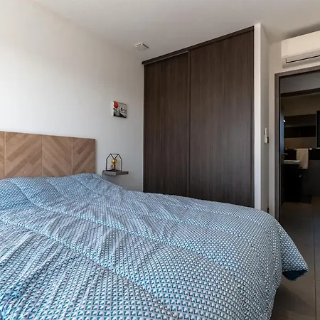 Afa, Proche D Ajaccio, Magnifique 4 Pers Avec Piscine Privee Et Vue Montagne Afa